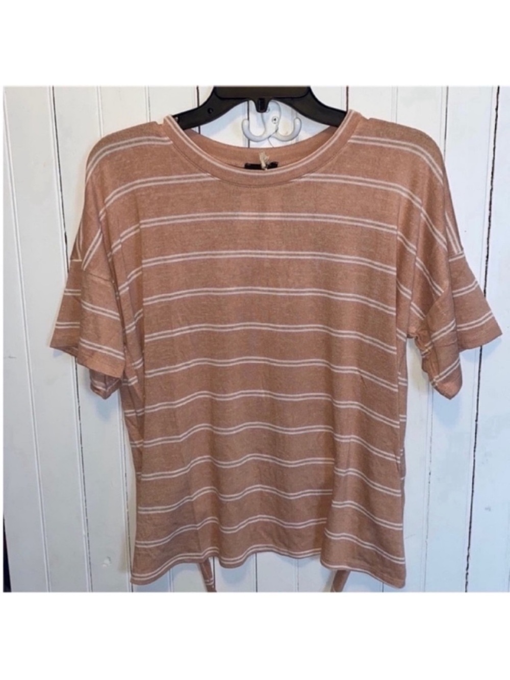 Lumiere Urban Outfitters T-Shirt Peach White Stripes Size M